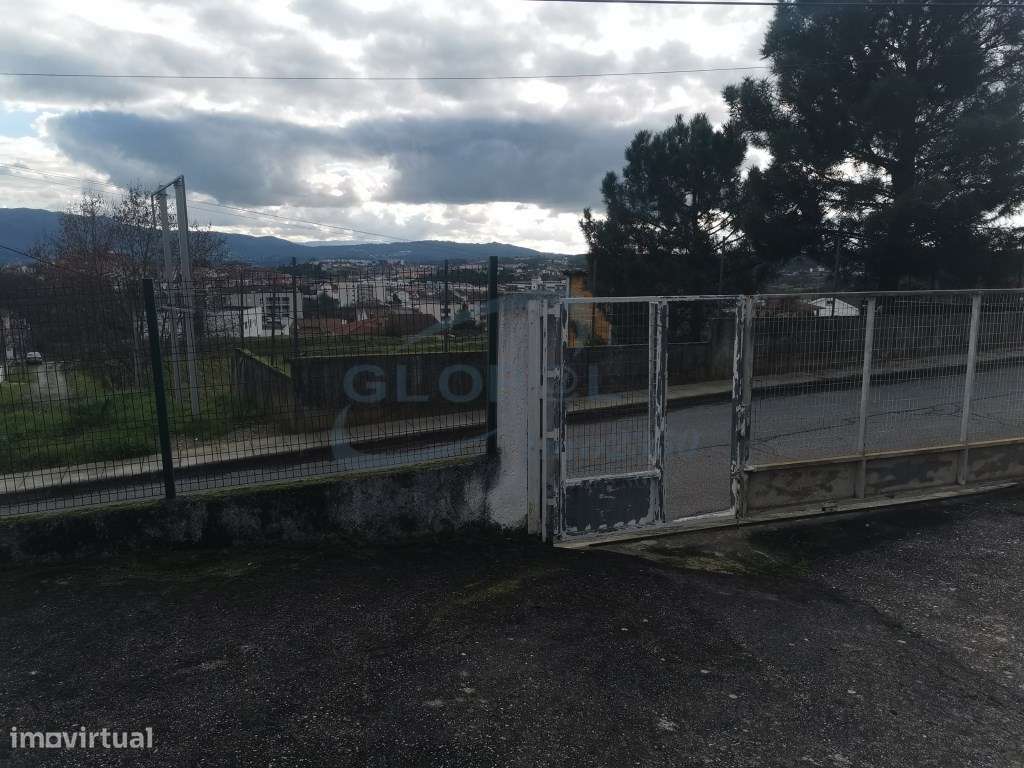 Armazém em Outeiro Seco - Chaves - Grande imagem: 3/13