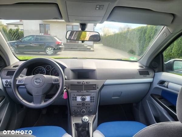 Opel Astra III 1.8 Elegance - 13