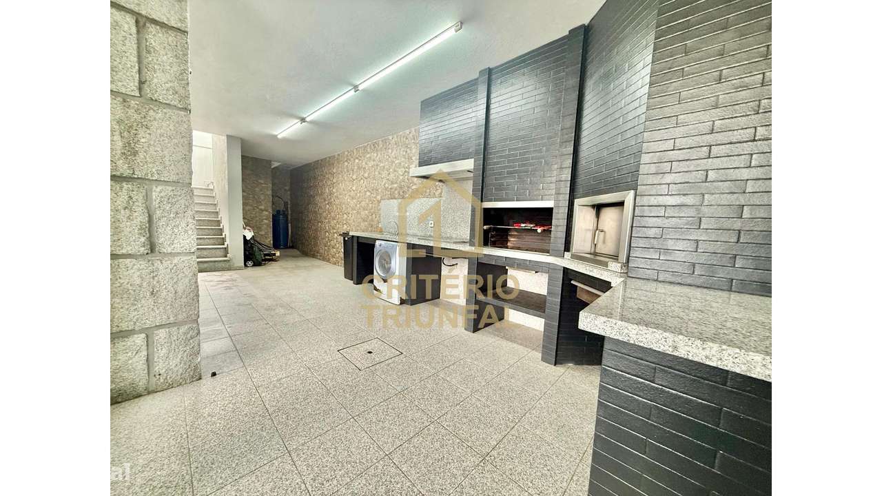 Moradia  T3 Cabeça Santa-Penafiel-17