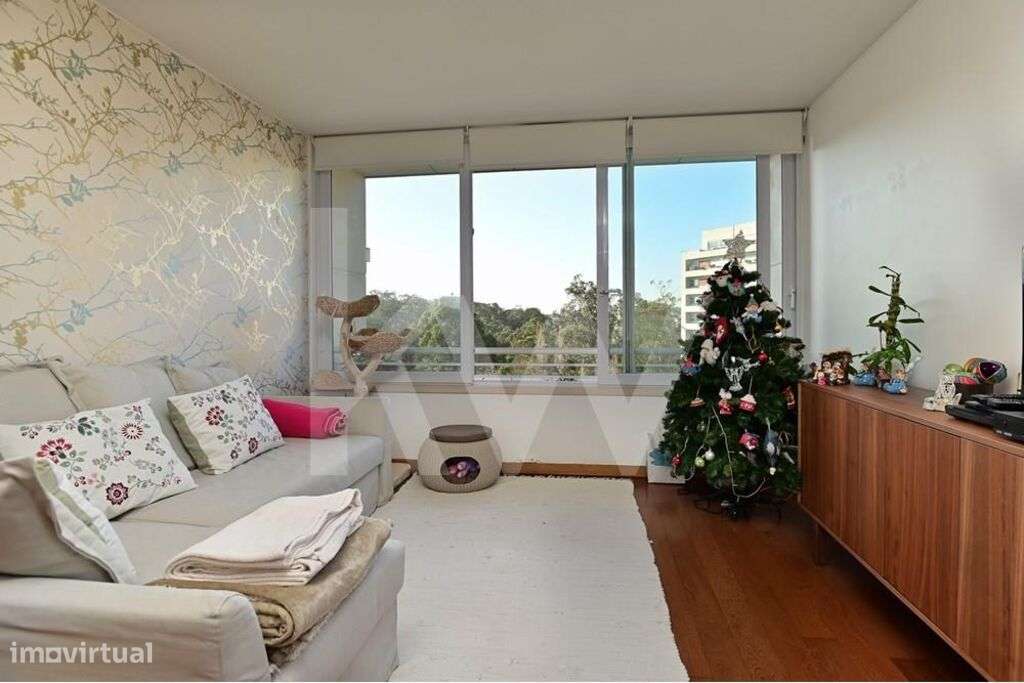 T3 Alta de Lisboa com bastante luminosidade - Grande imagem: 4/18
