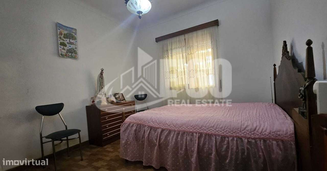 MORADIA TÉRREA COM 4 FRENTES E TERRENO DE 2.375M2 PARAMOS-11