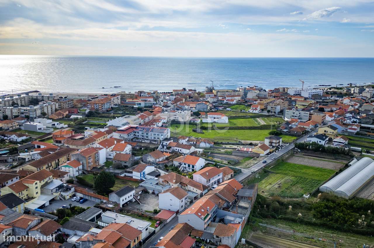 Apartamento T2 Duplex em Apúlia a Apenas 700m da Praia - Grande imagem: 2/40