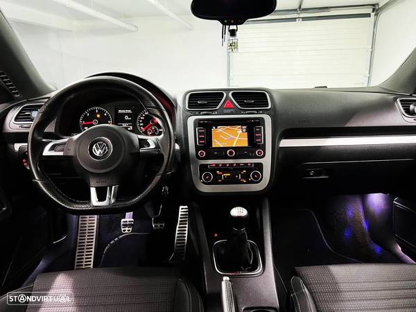 VW Scirocco 2.0 TDI Sport - 11