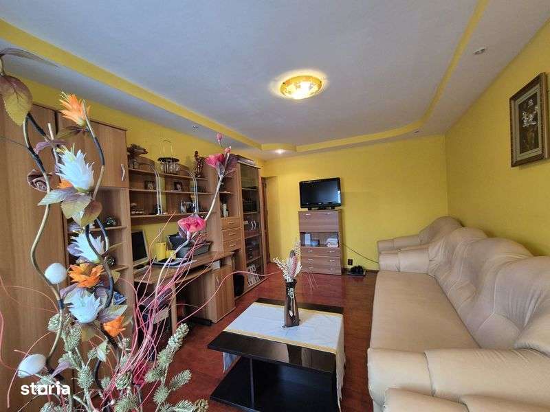 Vanzare Apartament 2 camere, Rovinari, strada 22 Decembrie 1989 - Imagine principală: 2/7