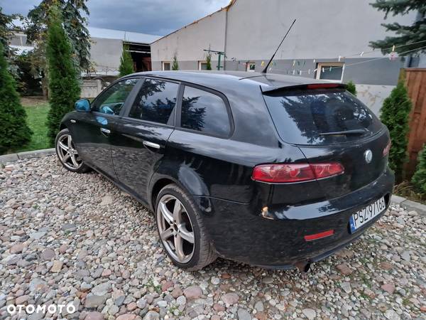 Alfa Romeo 159 - 4