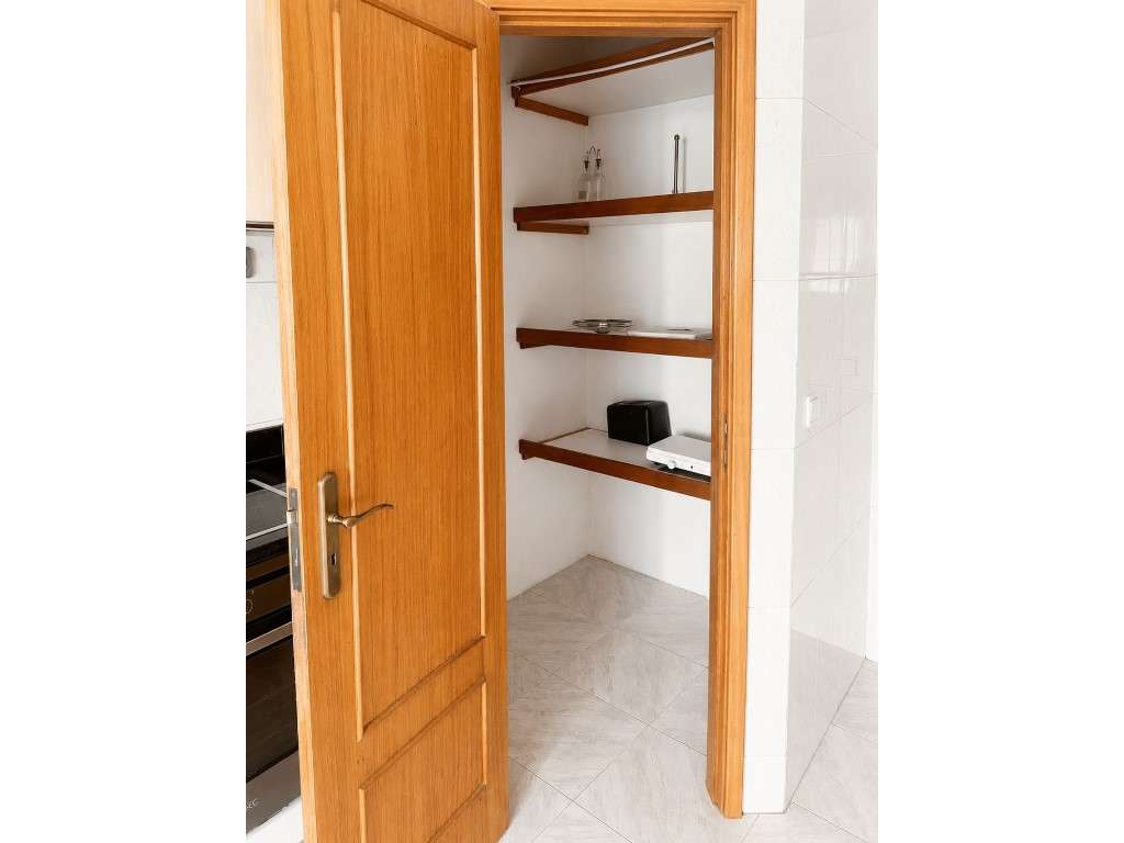 Apartamento T3 com garagem em Canidelo-5