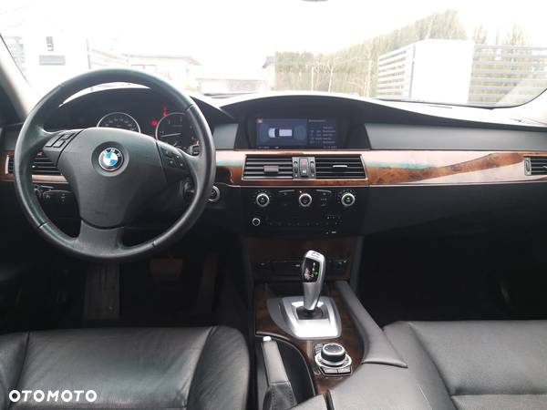 BMW Seria 5 525d xDrive Touring Edition Exclusive - 20