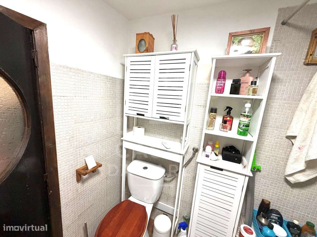 Moradia T4 com quintal e piscina em Vila Ruiva-17