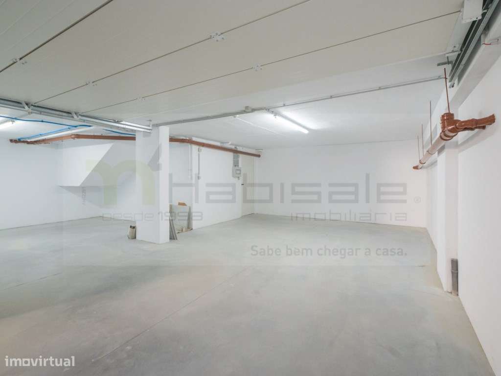 Moradia T3, situada em Areia Cascais, a curta distância da praia do...-35