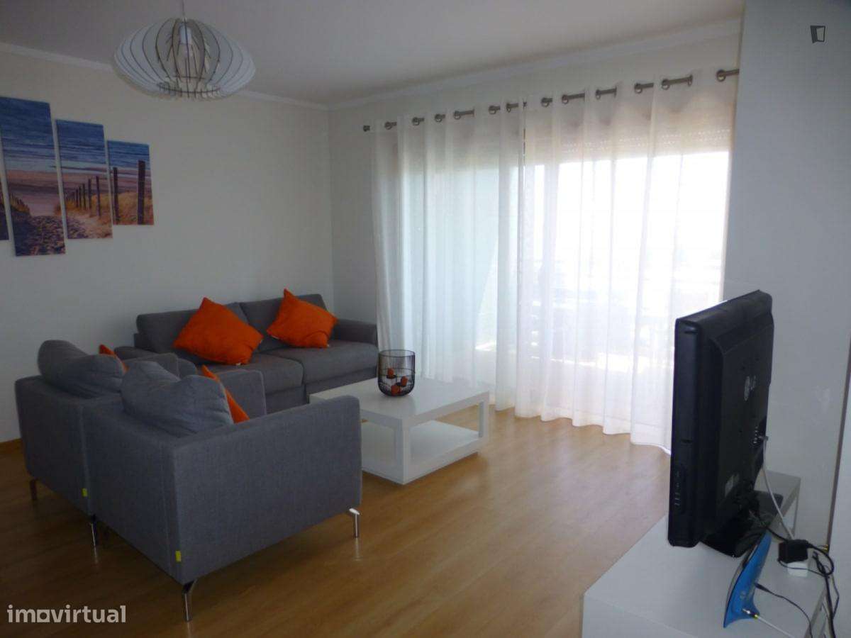 Apartamento com 2 quartos - localizado em Faro