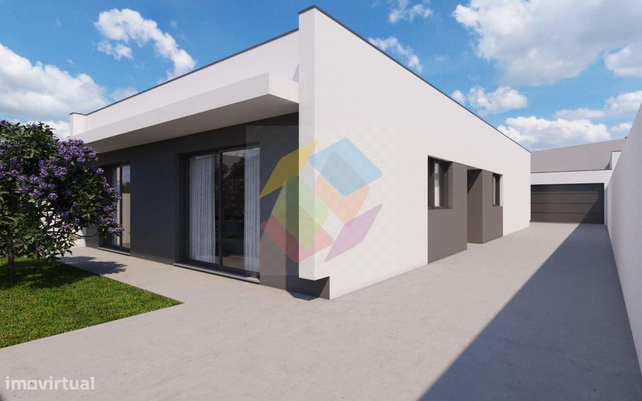 Moradia T3 Geminada de 2 pisos e 3 frentes – Travanca, Santa Maria d-8