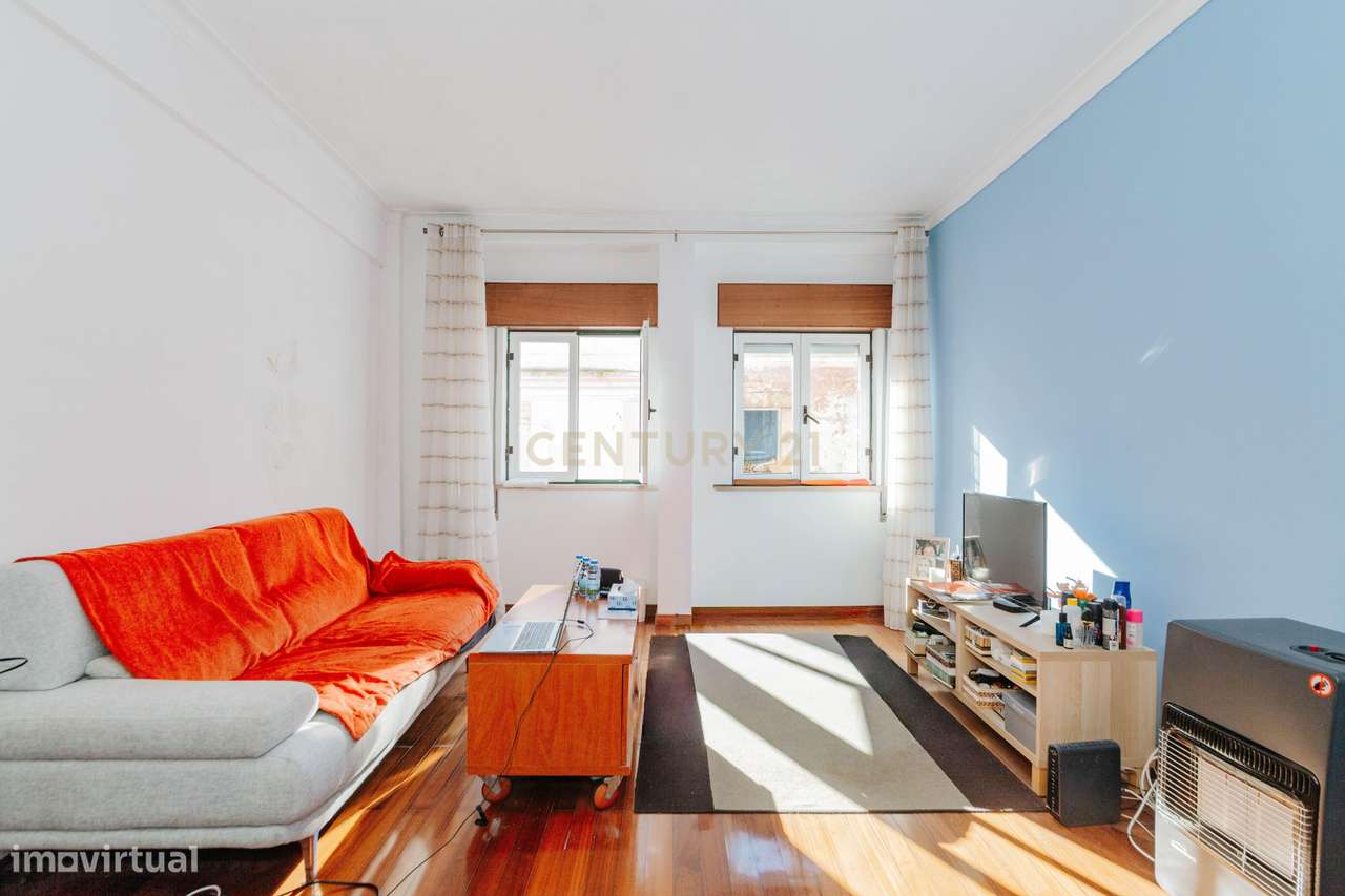 Apartamento T2 muito amplo em pleno centro de Setúbal - Grande imagem: 4/26