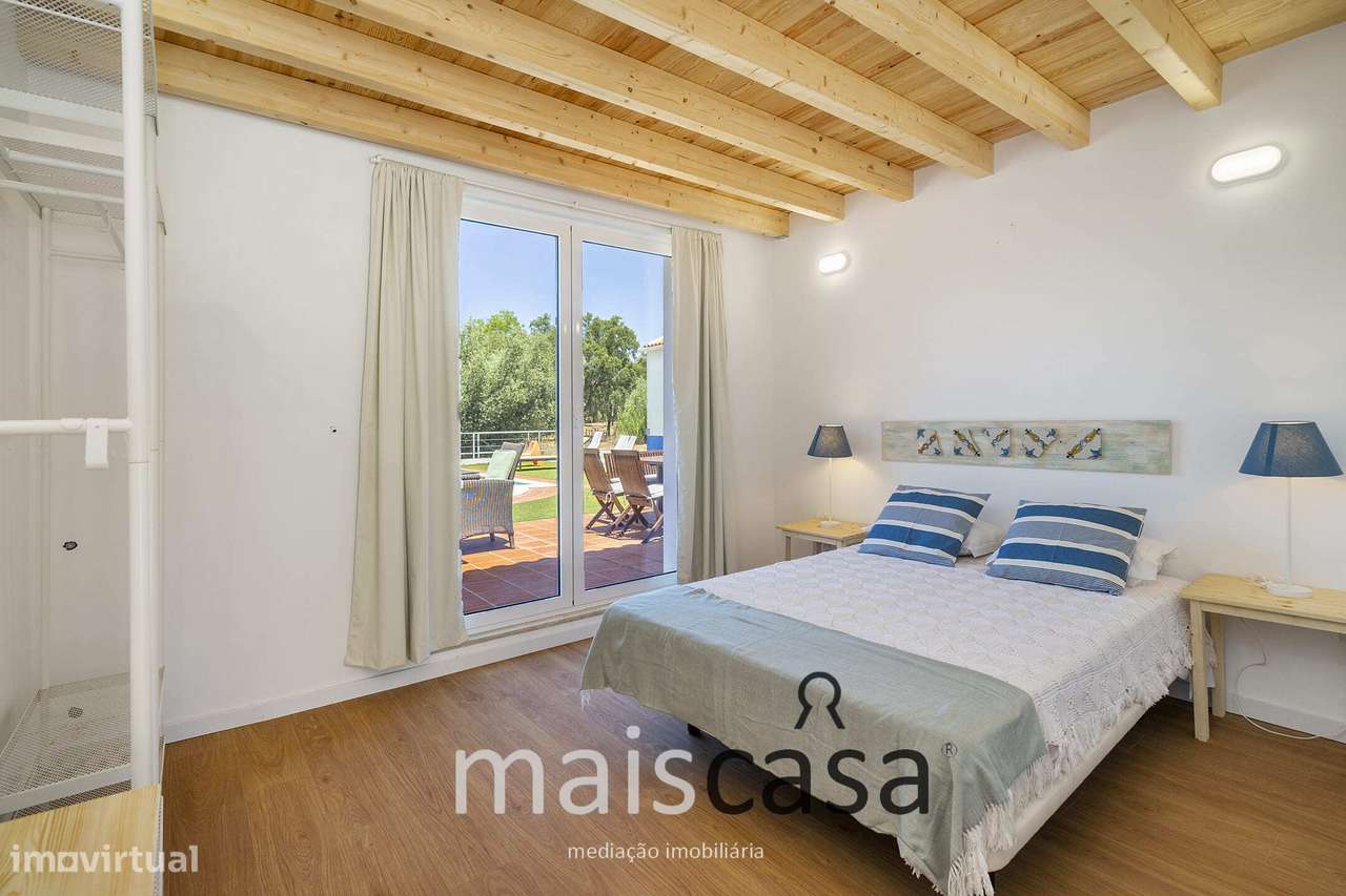Herdade com Habitações, Piscina, Turismo, Canil e Campo de Jogos !-8