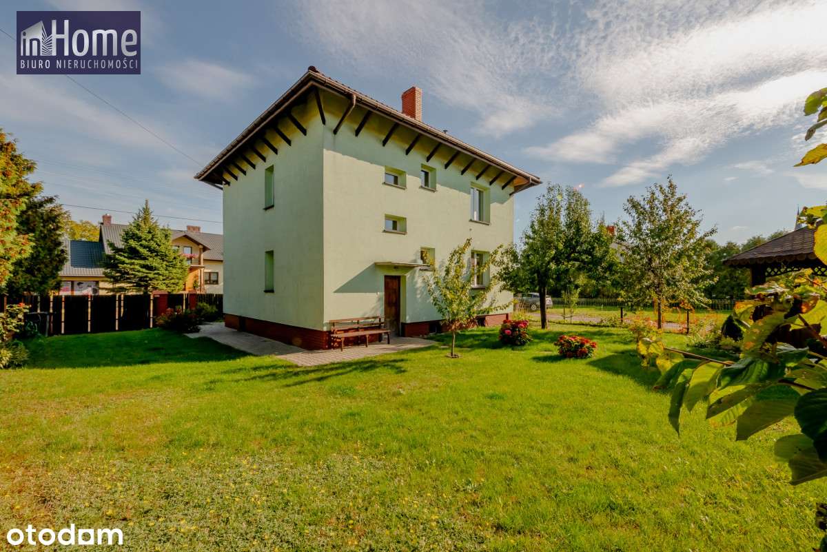 Dom w Sokołach – przestrzeń dla rodziny-19