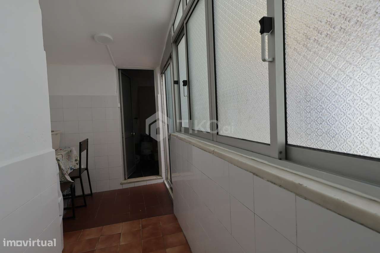 T3 EM ARROIOS – OPORTUNIDADE PARA ARRENDAMENTO A ESTUDANTES (4 A 5 QUA-25