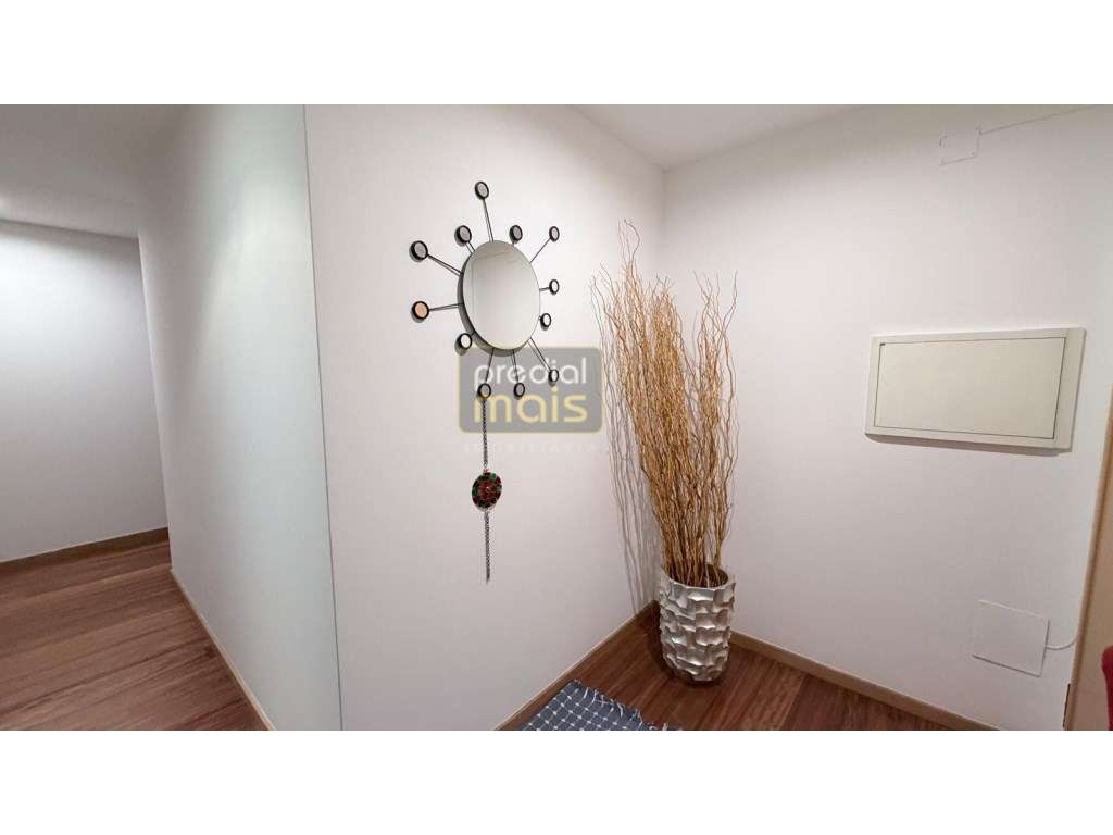 APARTAMENTO T3 C/ NOVO - Junto ao Centro - Zona Privilegiada-7