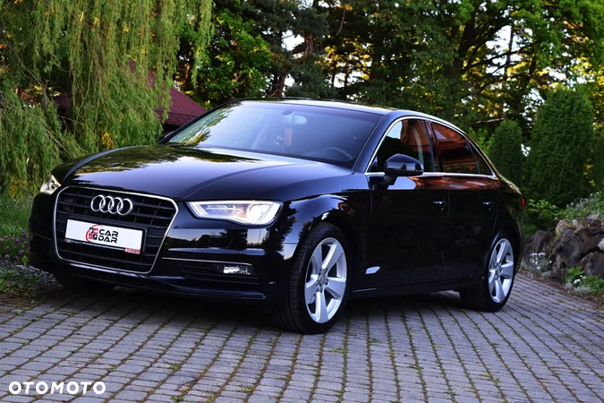 Audi A3 2.0 TDI Sportback (clean diesel) quattro Attraction - 12