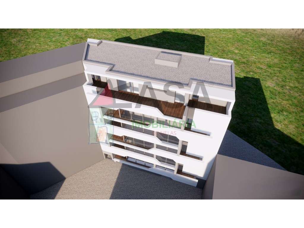 Terreno com Projeto para 15 Fogos + 16 Estacionamentos.-3