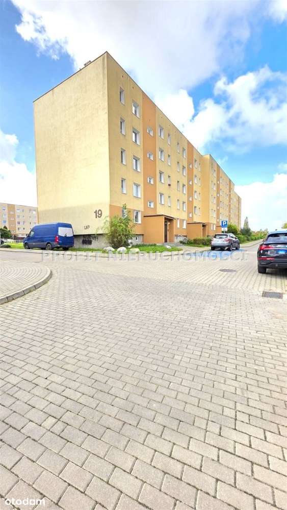 Środkowe mieszkanie z balkonem na parterze-18