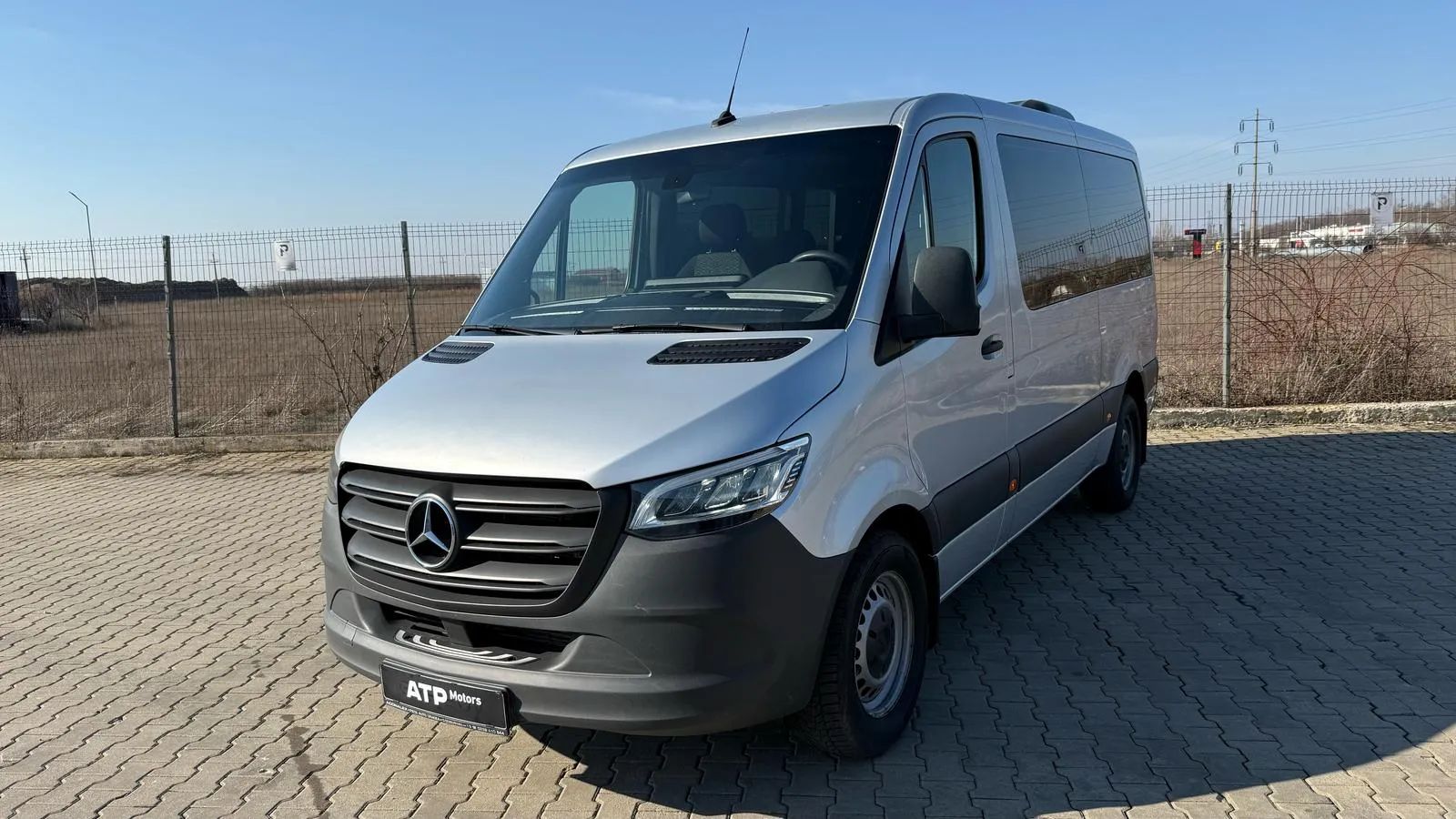 Mercedes-Benz Sprinter Tourer