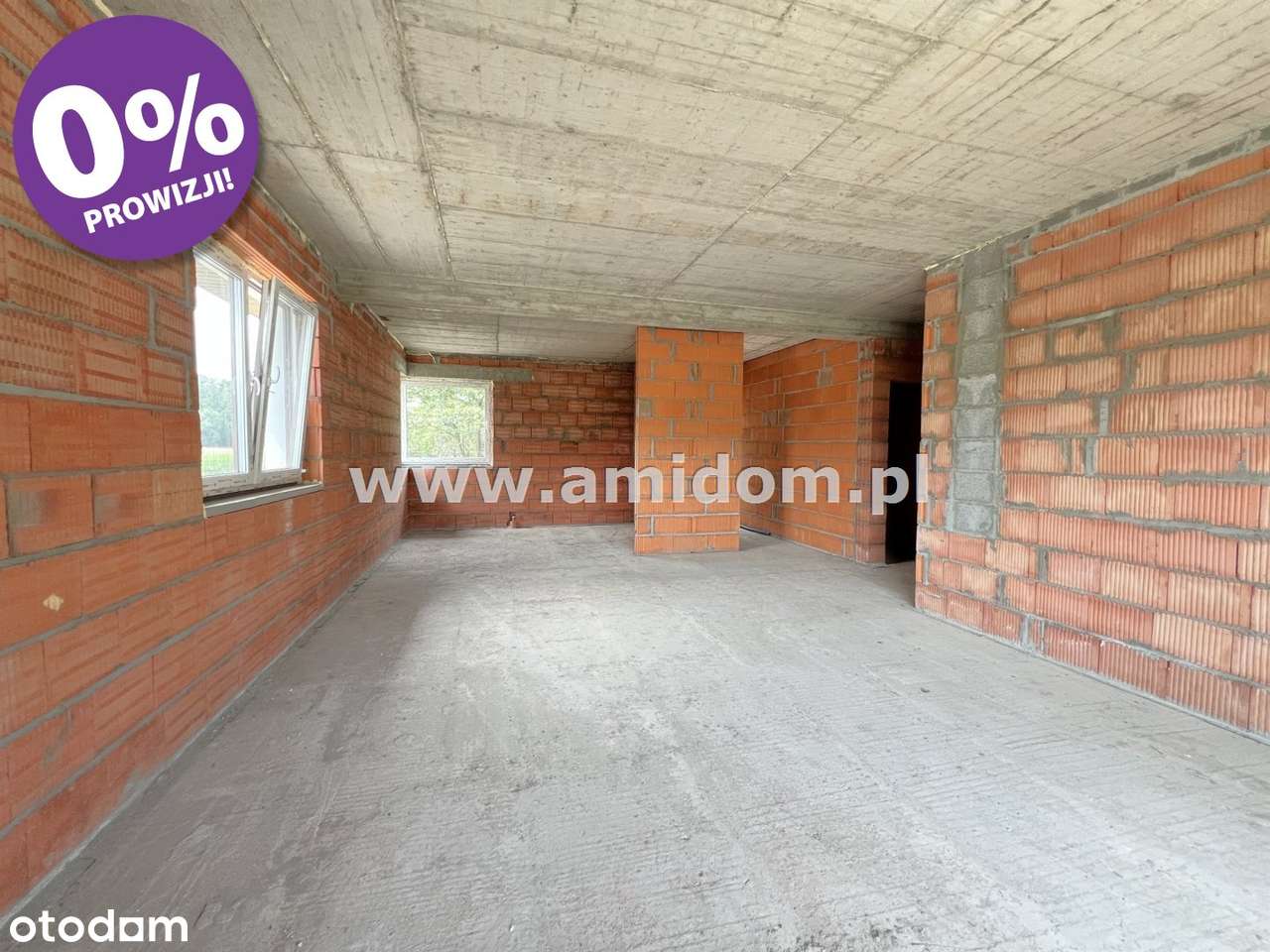 Komfortowy,parterowy dom położony na dużej działc-11