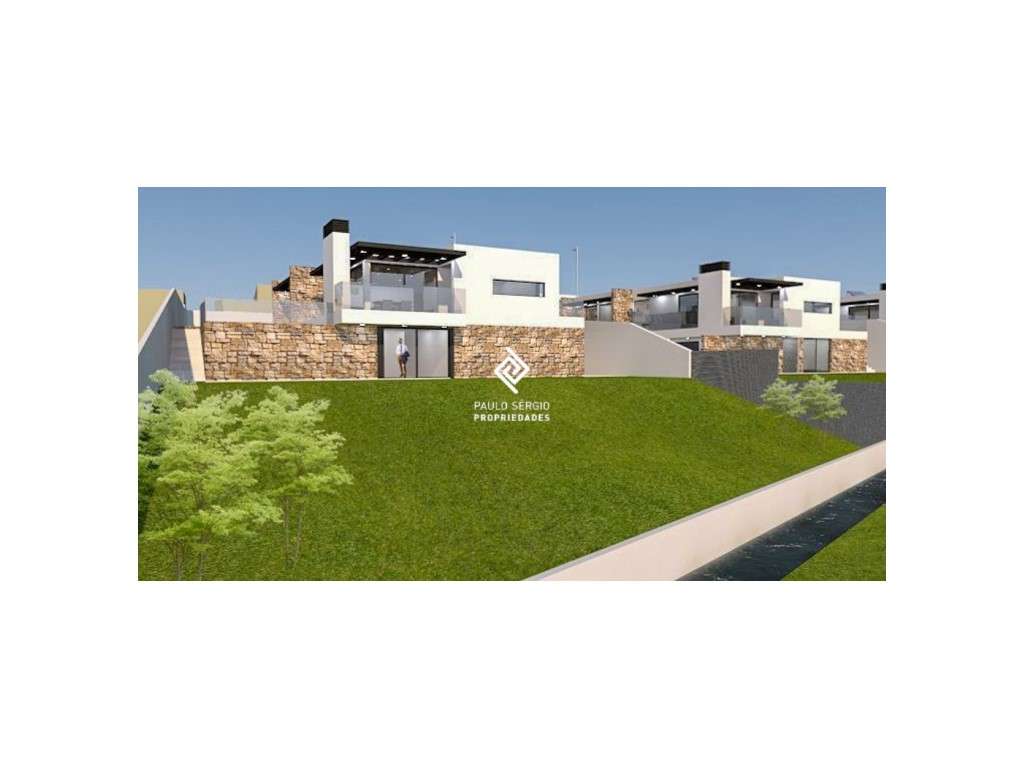 Moradia T3+1 de 4 Frentes - 3 min da Praia Granja - Grande imagem: 4/25