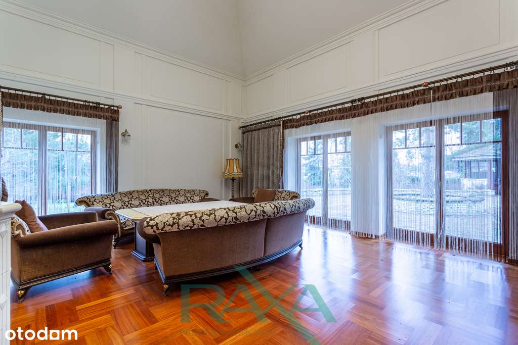 Luksusowa Rezydencja z Basenem i Ogrodem - Pełny obrazek: 5/20