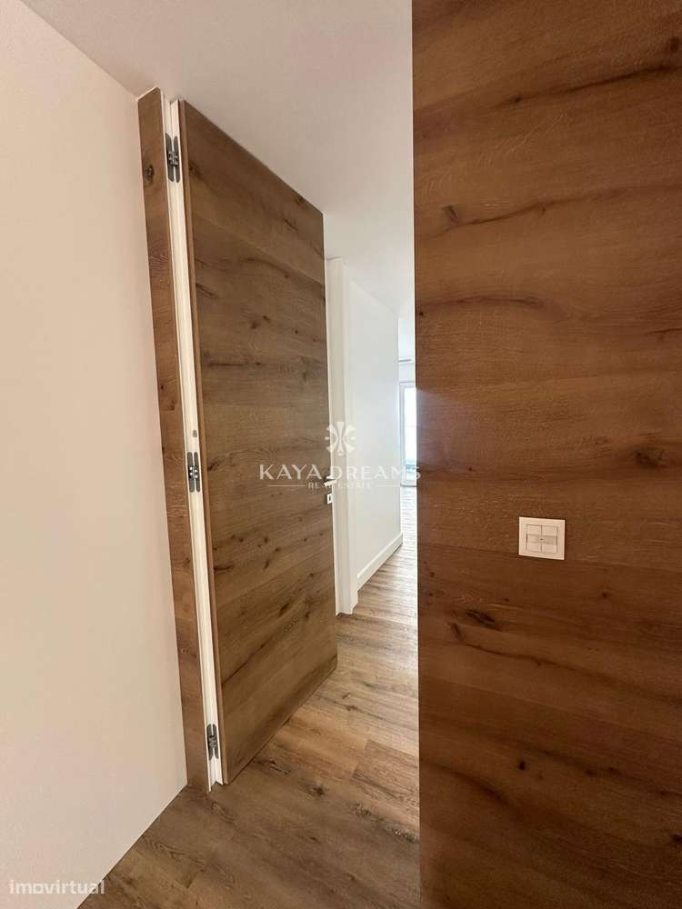 Apartamento T3 Novo nos Moinhos do Cruzeiro - Famões, Odivelas-3