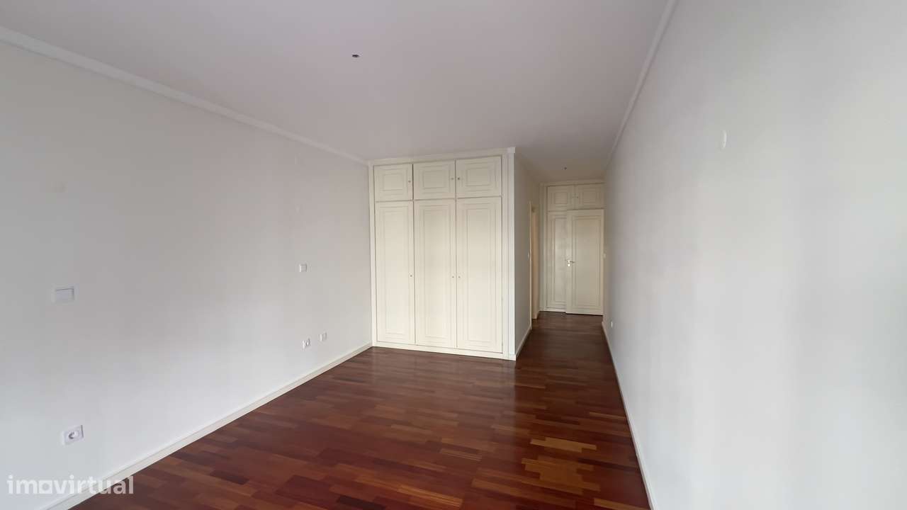 Apartamento T2 com 2 casas de banho em Lisboa - Grande imagem: 5/9