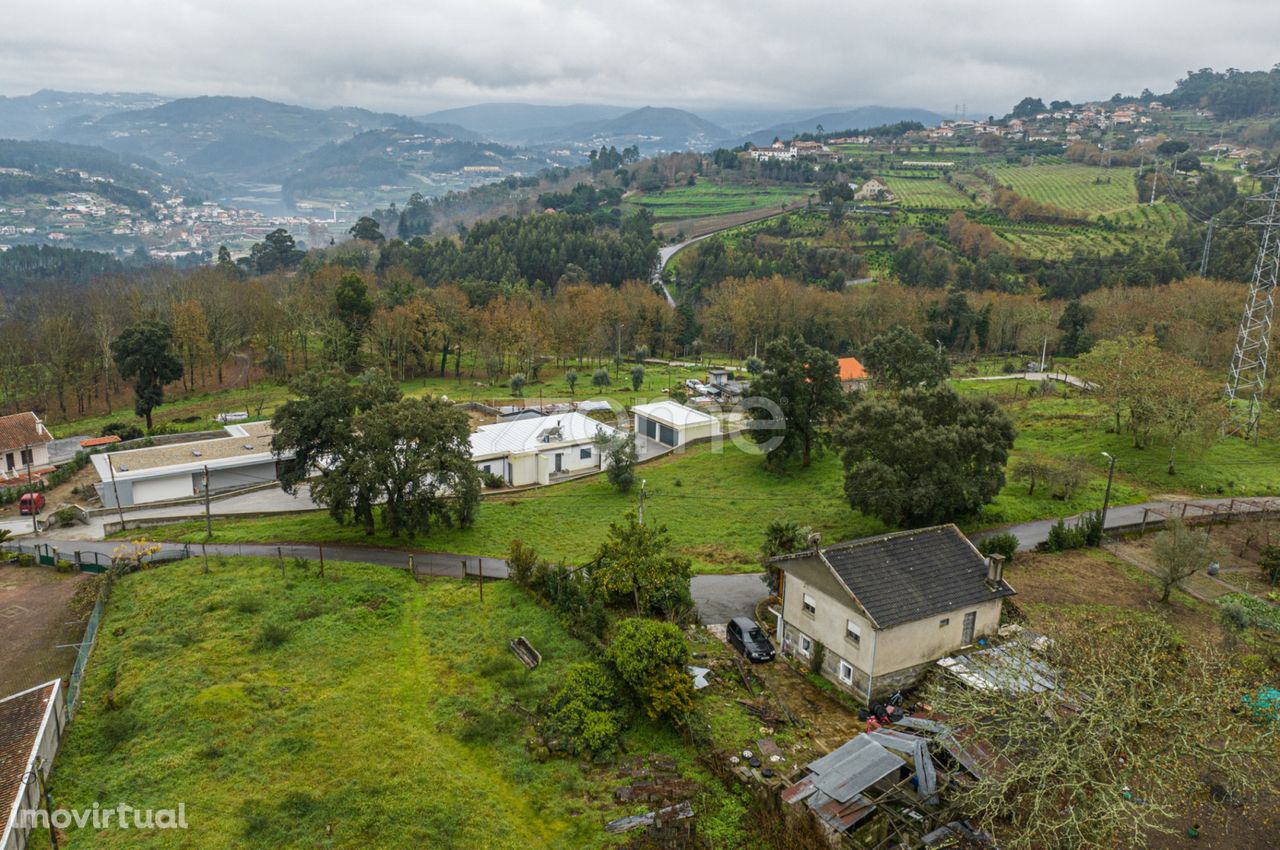 Terreno para construção, junto às Termas de São Vicente - Penafiel