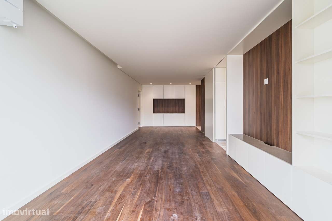 T3 com varanda - Centro de Vila Nova de Gaia - Grande imagem: 3/68