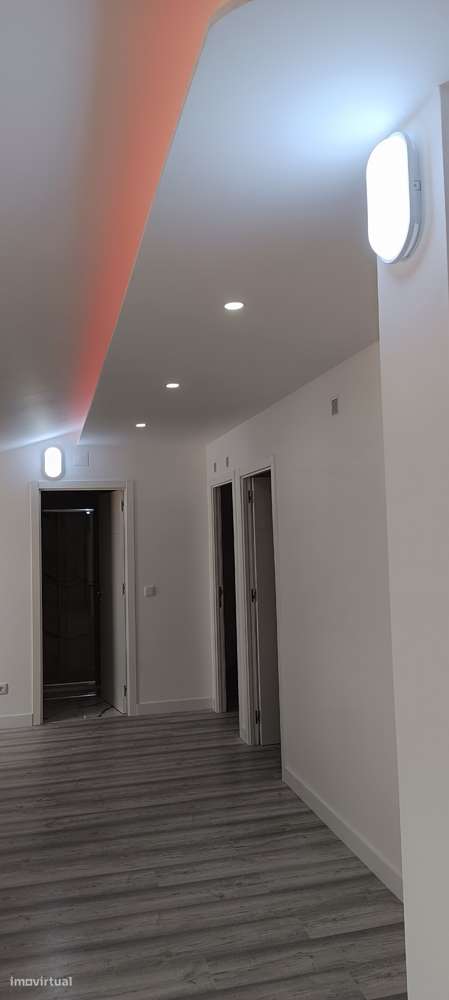 T2 com terraço e garagem! - Grande imagem: 2/22