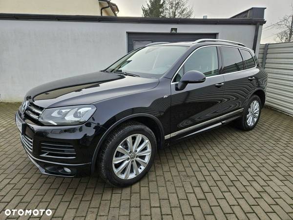 Volkswagen Touareg 3.0 V6 TDI BMT Perfectline R-Style - 11