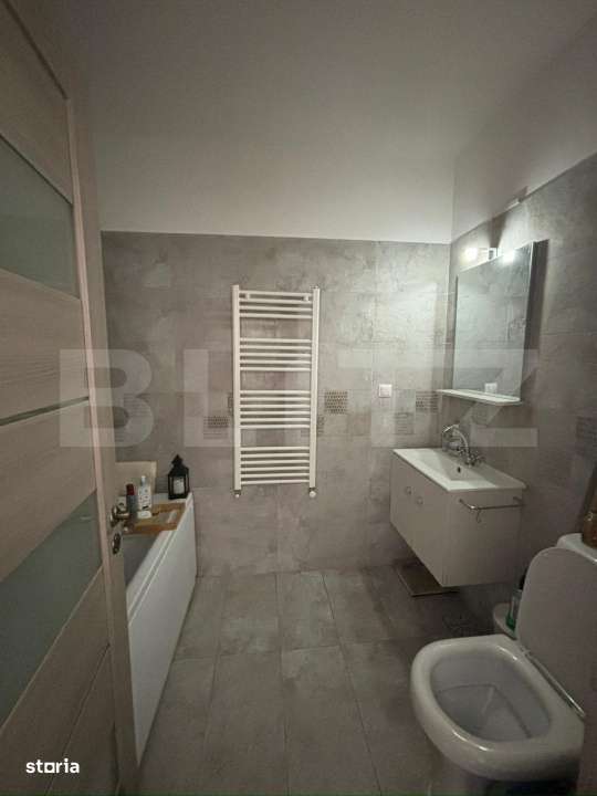 Apartament luminos | 2 camere | Balcon generos | Etaj intermediar | Ba - Imagine principală: 4/5