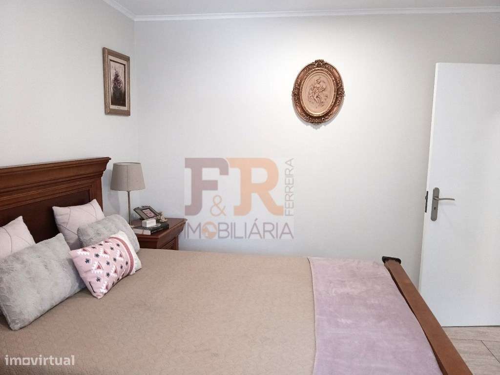 Moradia Isolada Duplex T6 Azeitão-13