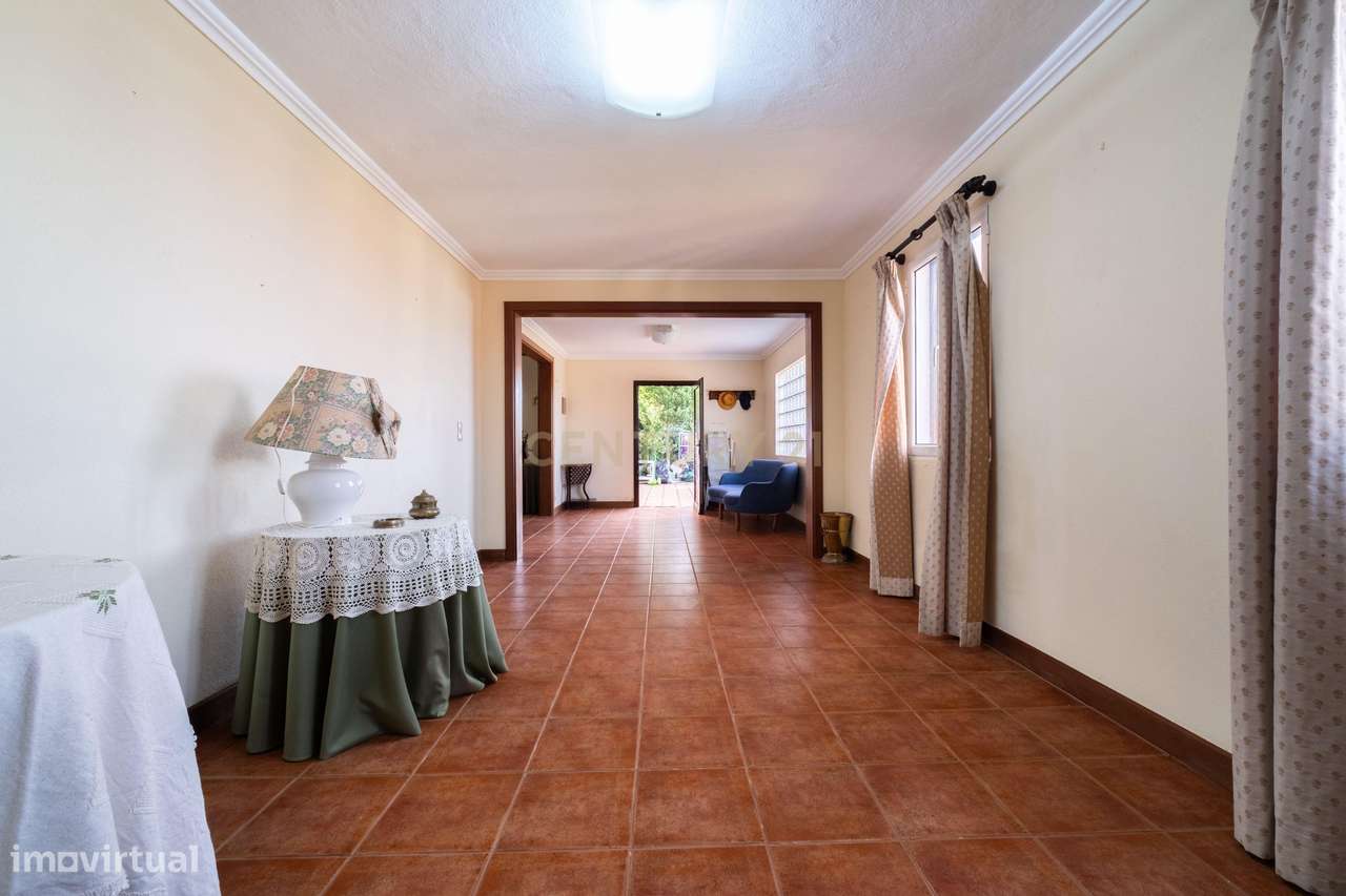 Uma casa com alma, espaço e muitas possibilidades nos Canhas, Ponta do-10