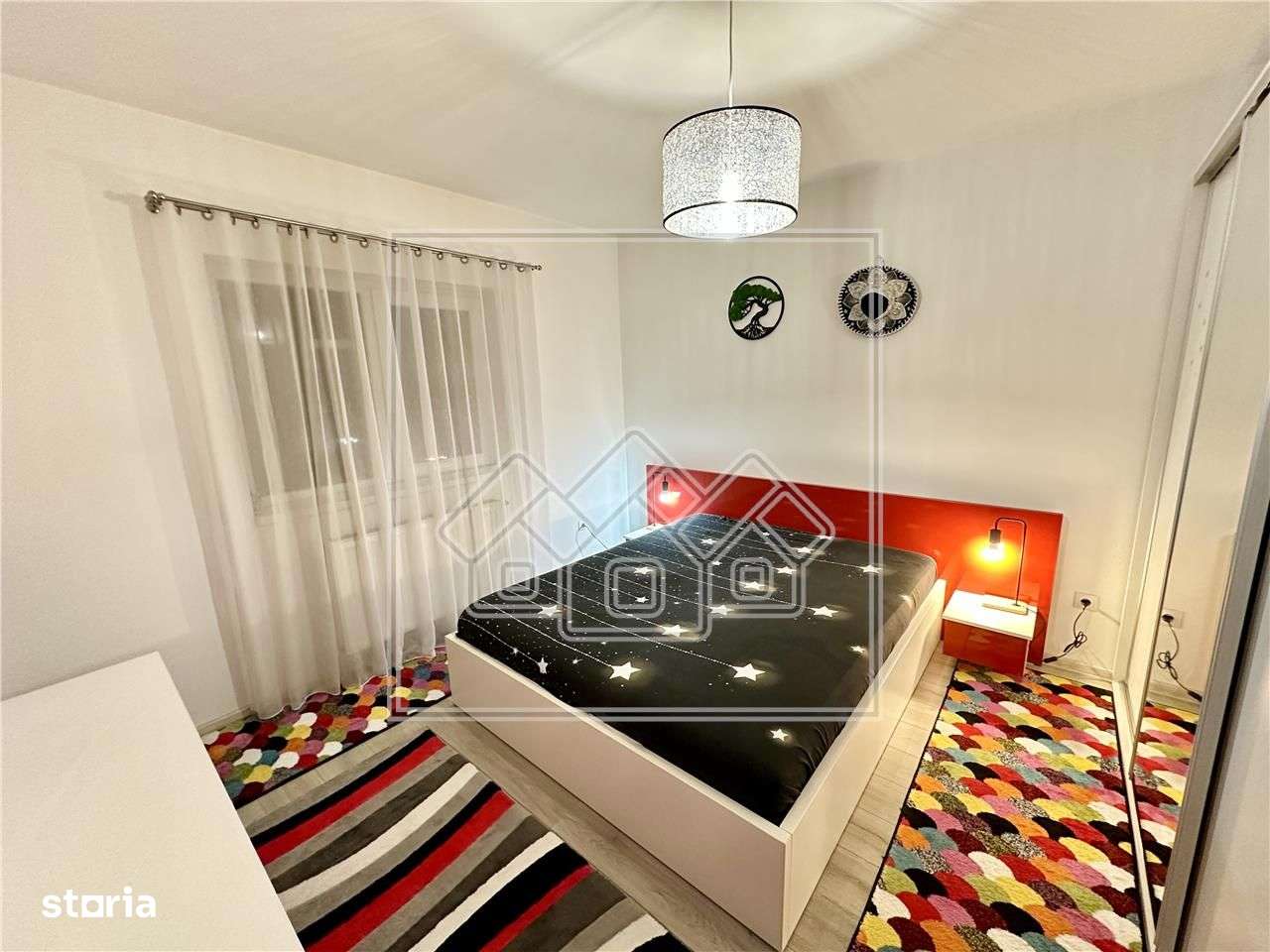 Apartament disponibil imediat, 2 camere, decomandat, balcon, parcare - Imagine principală: 2/19