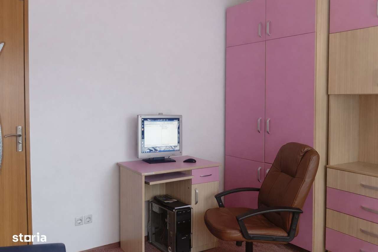 De vânzare apartament 2 camere decomandat Între Lacuri-2