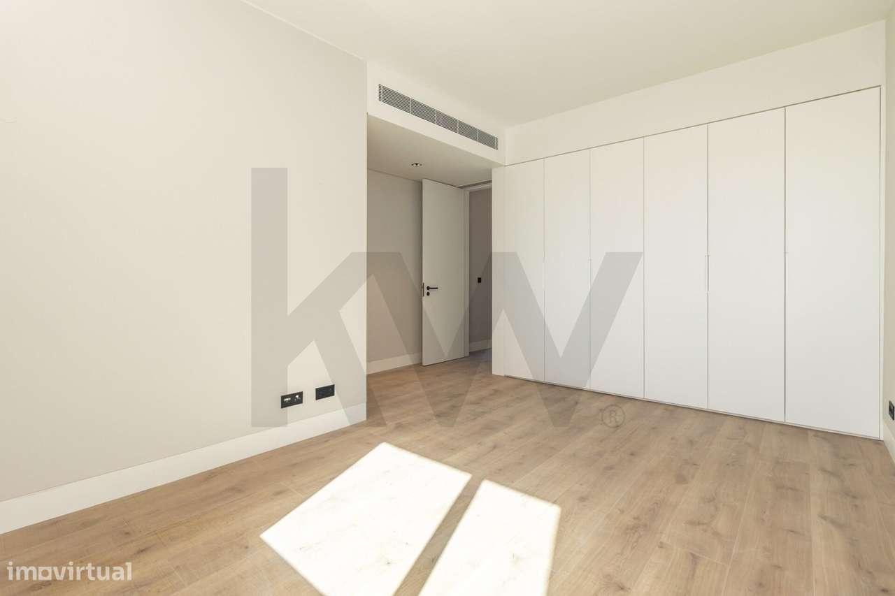 Apartamento T2 a estrear - 2 suítes - Terraço - Piscina- Garagem - Vis-10