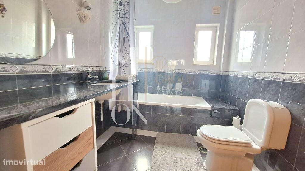 Moradia Isolada com Jardim e Cave – Zona Tranquila | Algoz, Silves-8