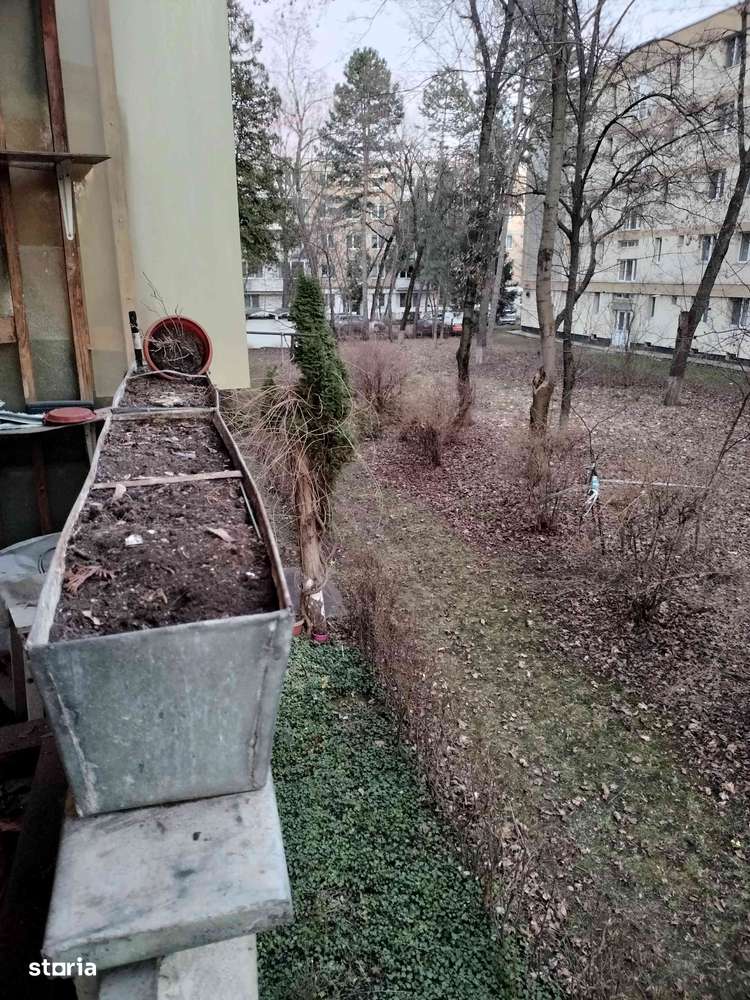 3 camere zona complex Mercur-7