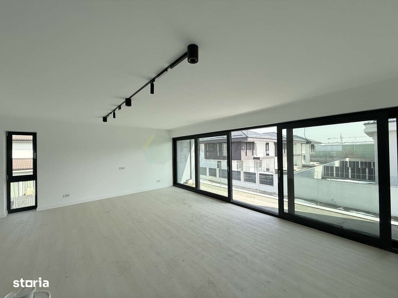 Vilă individuala 6 cam Pipera-Tunari-10