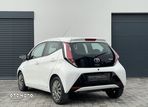 Toyota Aygo x-play - 6