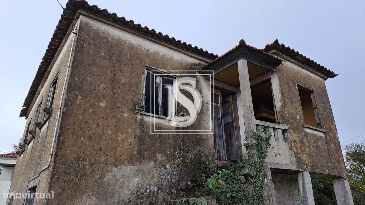 Moradia para Restaurar T2 em Vila de Punhe - Grande imagem: 1/42