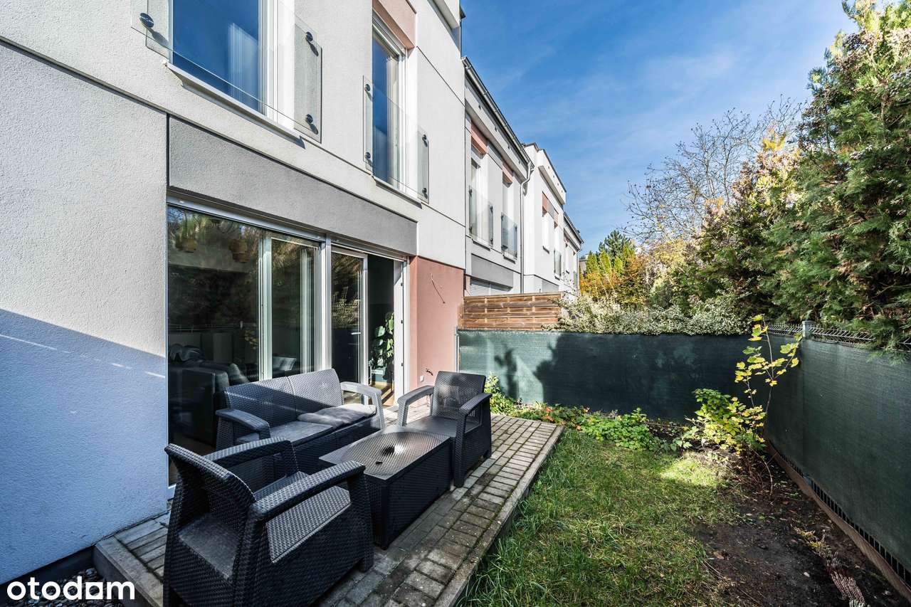 Dwupoziomowe mieszkanie do wejścia.-4