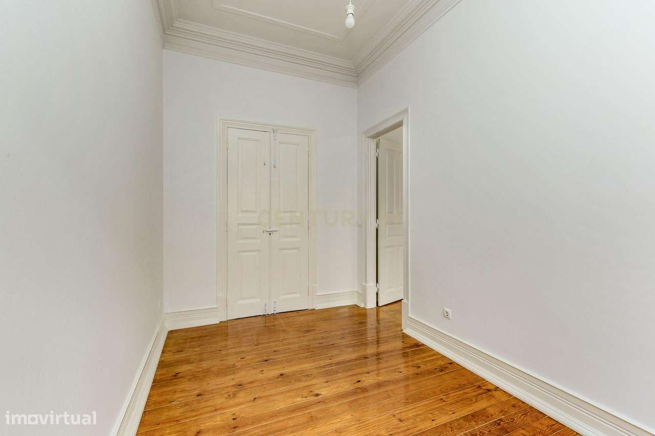 Apartamento T3+1 Renovado | Bairro Azul – Avenidas Novas, Lisboa - Grande imagem: 4/29