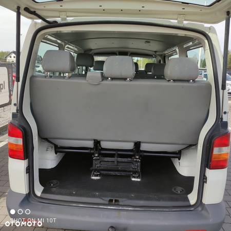 Volkswagen Transporter - 9