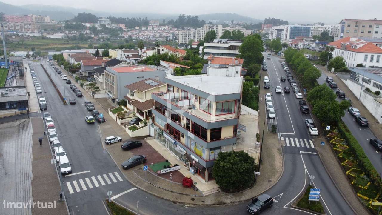 APARTAMENTO T2 EM REMODELAÇÃO COM TERRAÇO E COM VARANDA | CENTRO DE...-18
