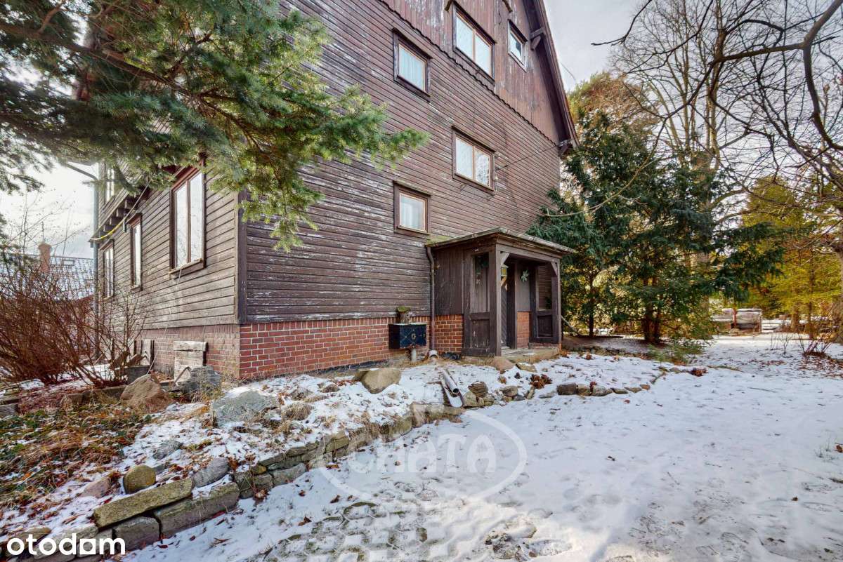 Wyjątkowy dom z historią na Wrocławskim Oporowie-0