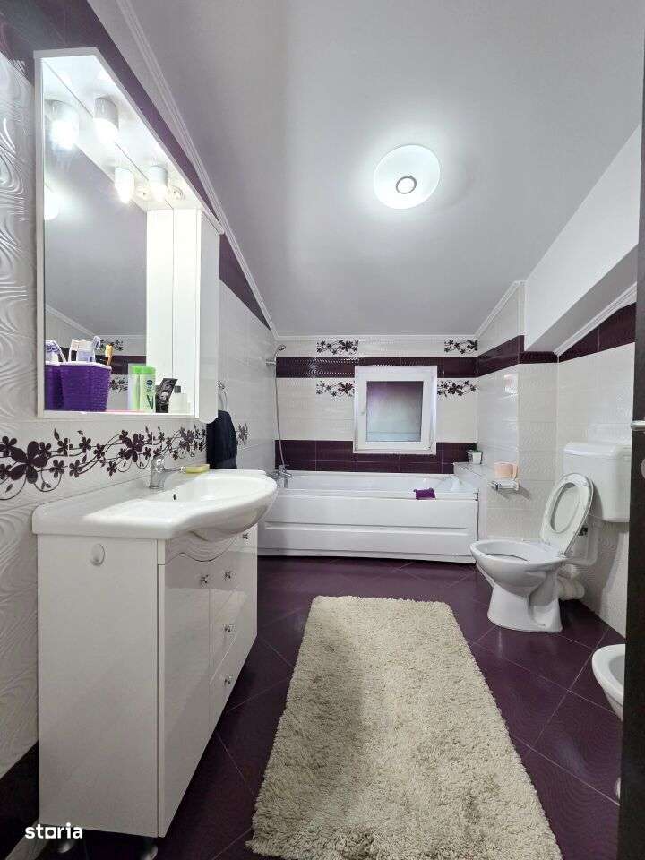 VILA-300 MP.-GAESTI-9